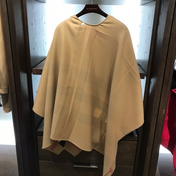 burberry wool panco - Picture 4 of 10